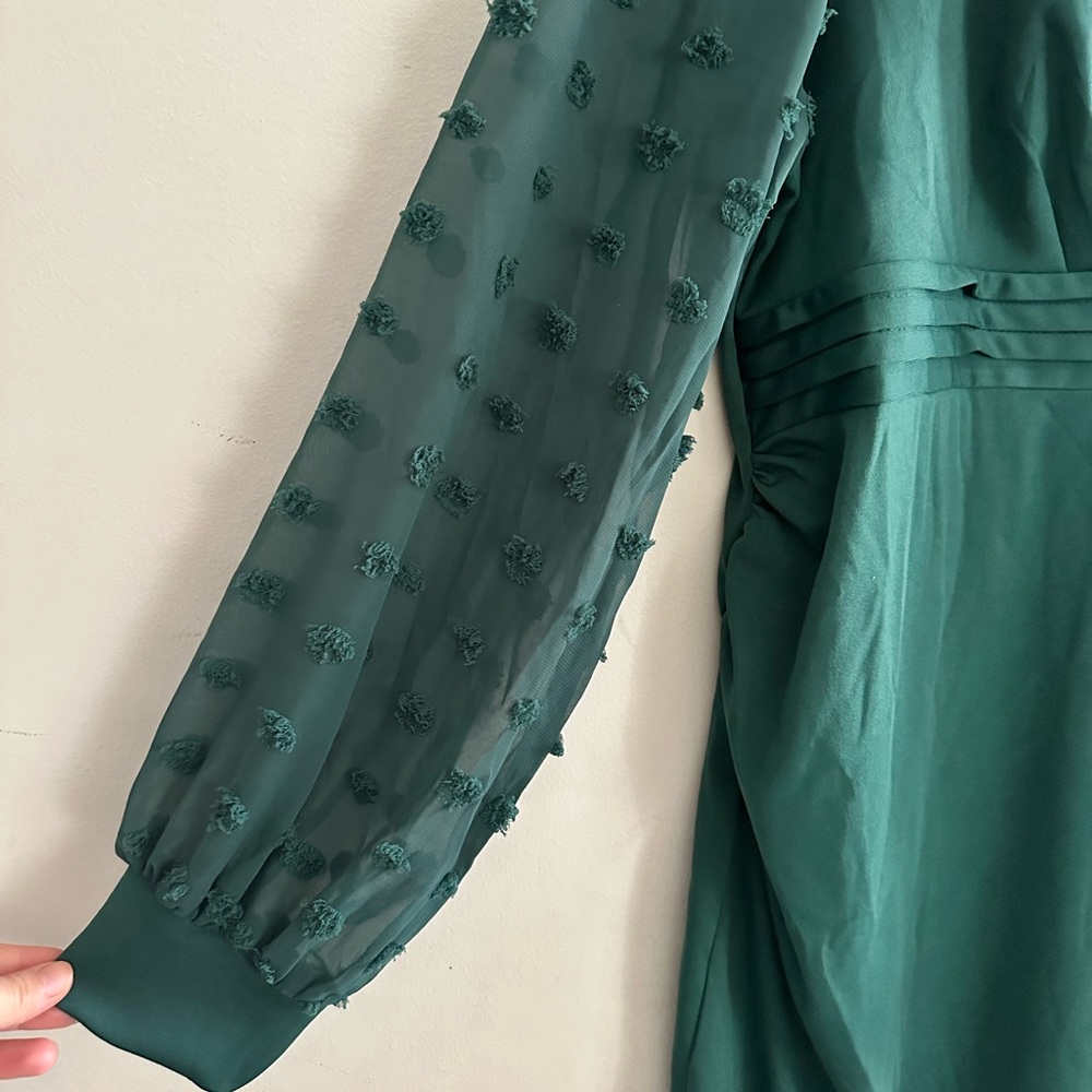 NEW| Maternity Swiss Dot Chiffon Sleeves Fitted Dress - Picture 7 of 10